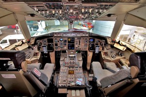 Cockpit einer Quantas Boeing 767