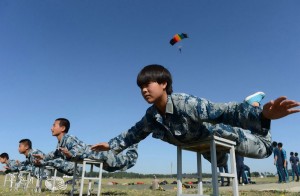 Armee Training in China, der größten Armee der Welt